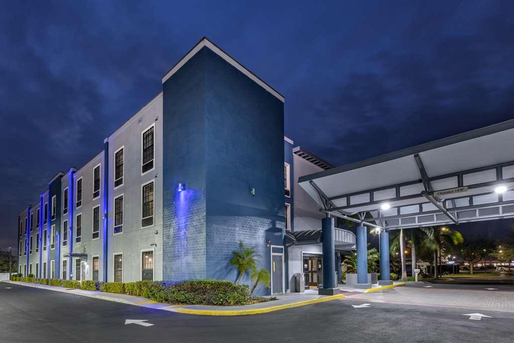 Best Western Plus Bradenton Gateway Hotel Eksteriør bilde